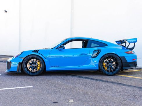 Used 2018 Porsche 911 GT2 RS image 2