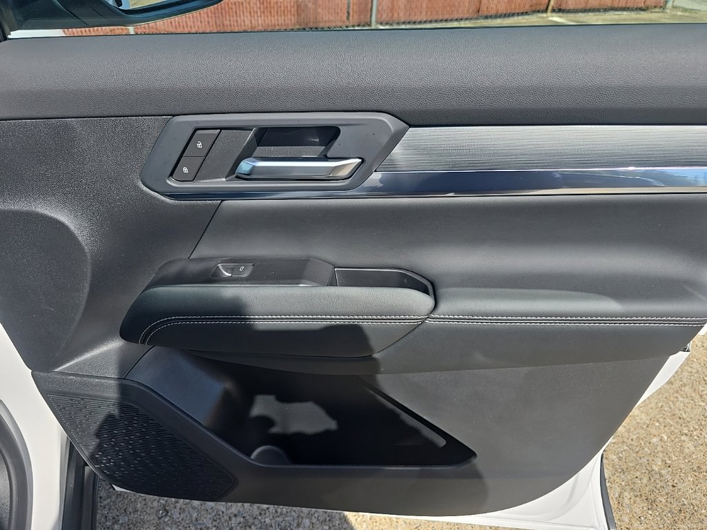New 2027 GMC Terrain Elevation w/ Elevation Premium Package AWD/4WD image 9