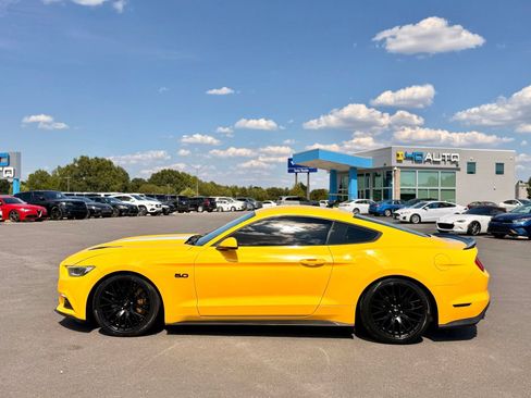 Used 2015 Ford Mustang GT Premium w/ Equipment Group 401A RWD image 14