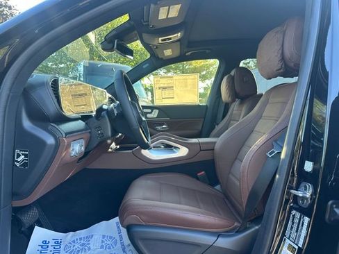 Used 2026 Mercedes-Benz GLS 450 4MATIC image 14
