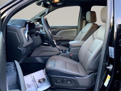 Used 2023 Chevrolet Colorado ZR2 w/ ZR2 Convenience Package III image 18