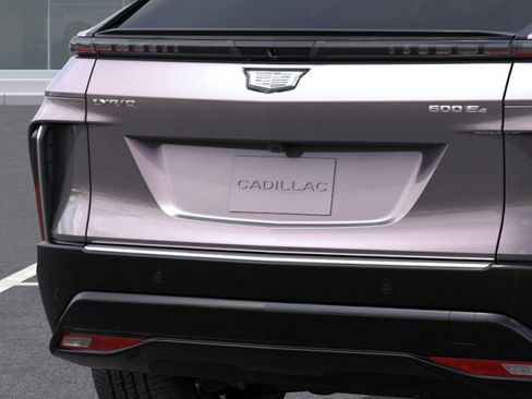 New 2025 Cadillac Lyriq Luxury image 14