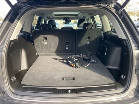 Used 2024 Jeep Grand Cherokee Limited 4xe image 12