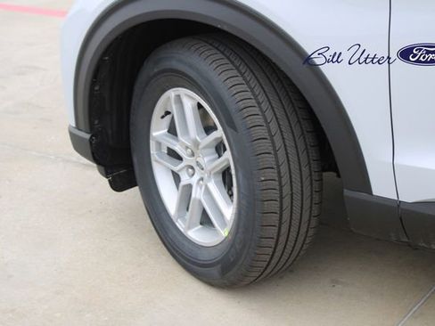 New 2026 Ford Explorer Active w/ Active Comfort Package image 5