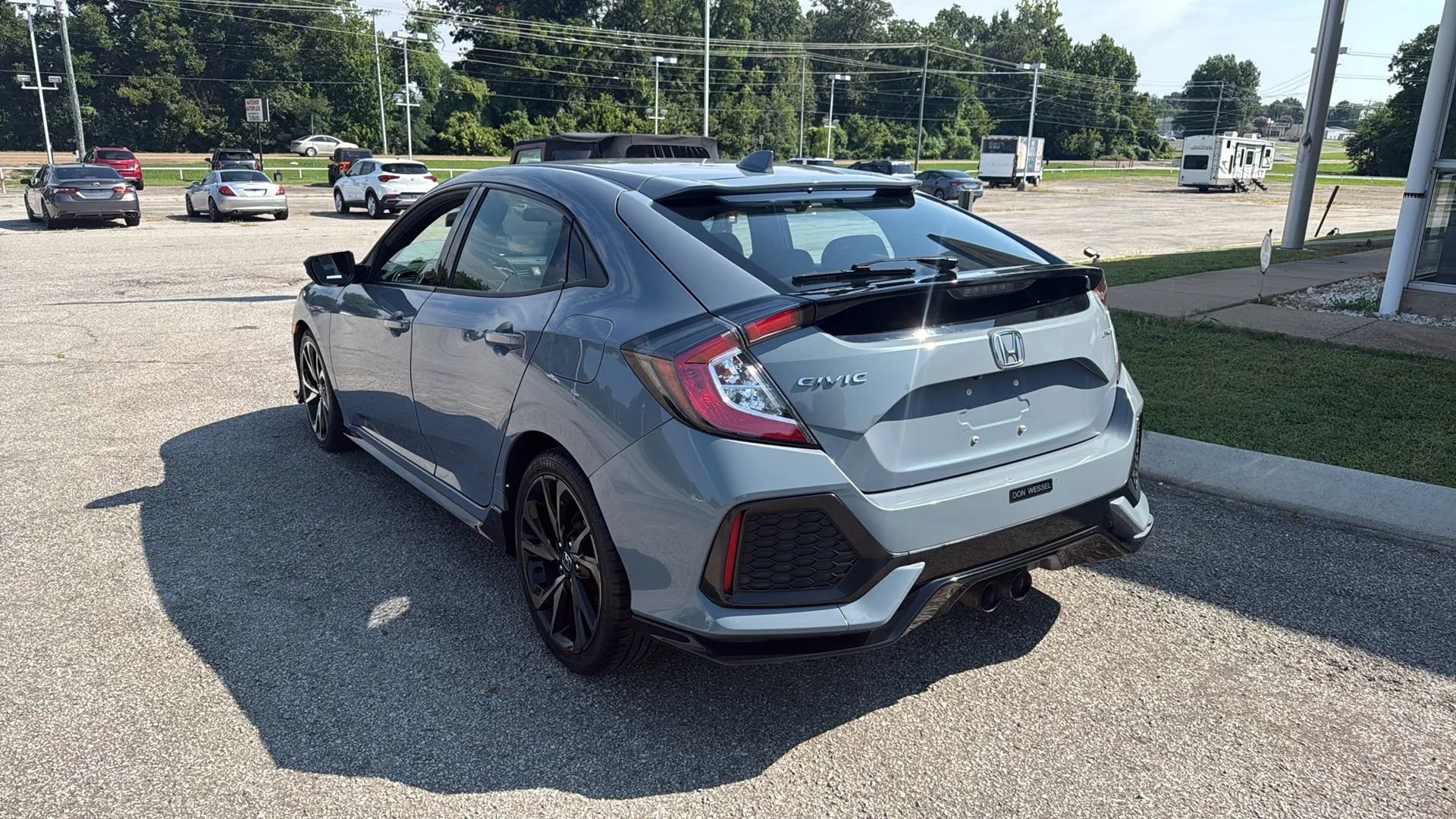 Used 2017 Honda Civic Sport image 3