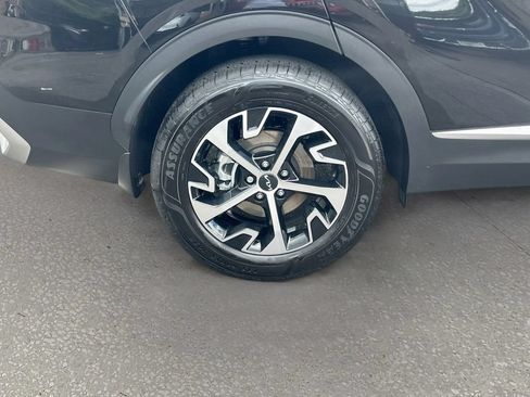 Used 2025 Kia Sportage EX AWD/4WD image 30