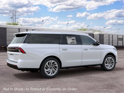 New 2027 Lincoln Navigator L Reserve AWD/4WD image 6