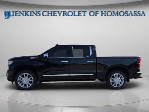 New 2026 Chevrolet Silverado 1500 High Country AWD/4WD image 9
