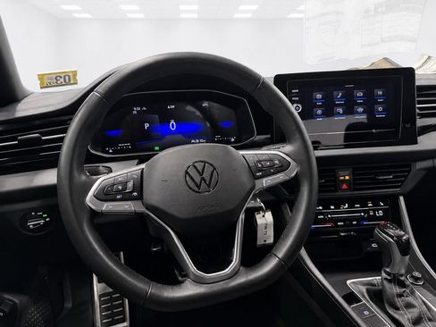 Used 2026 Volkswagen Jetta Sport FWD image 18