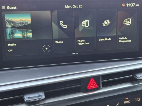 New 2026 Kia Sorento S w/ S Panoramic Sunroof Package FWD image 14