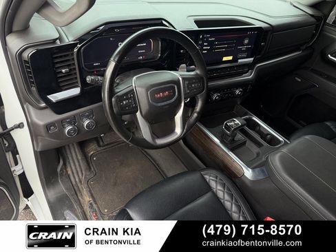 Used 2025 GMC Sierra 1500 Elevation w/ Preferred Package AWD/4WD image 9