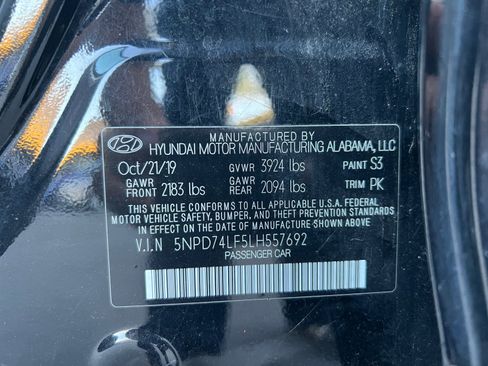 Used 2020 Hyundai Elantra SE image 21