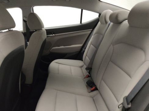 Used 2018 Hyundai Elantra SE w/ Cargo Package image 18