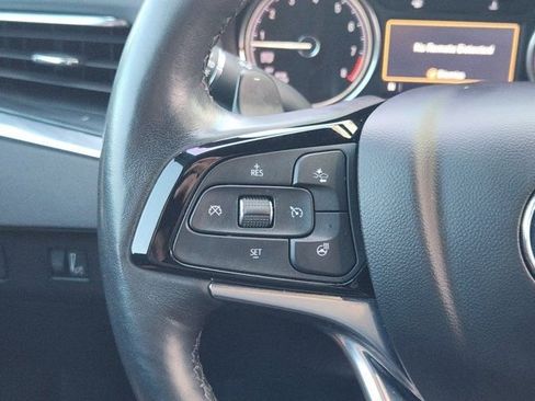 Used 2022 Buick Enclave Essence w/ Sport Touring Edition image 30