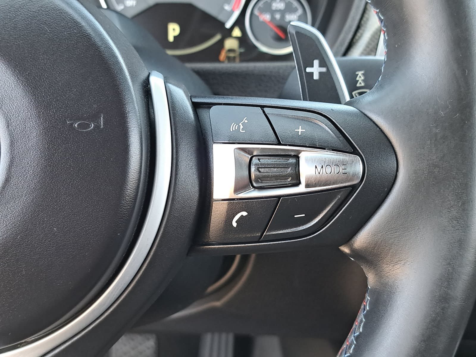 Used 2016 BMW M4 Convertible RWD image 19