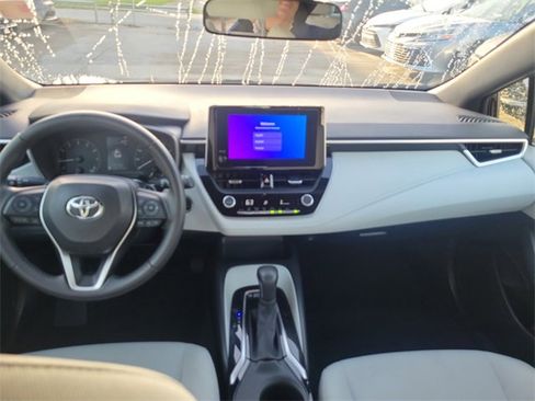 Used 2024 Toyota Corolla SE image 9