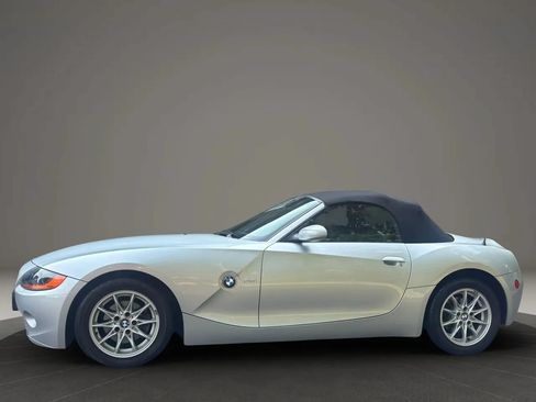 Used 2003 BMW Z4 2.5i RWD image 8
