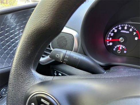 Used 2021 Kia Soul S image 24