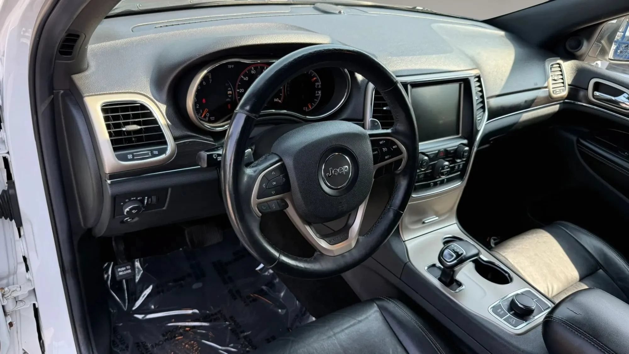 Used 2014 Jeep Grand Cherokee Limited AWD/4WD image 12