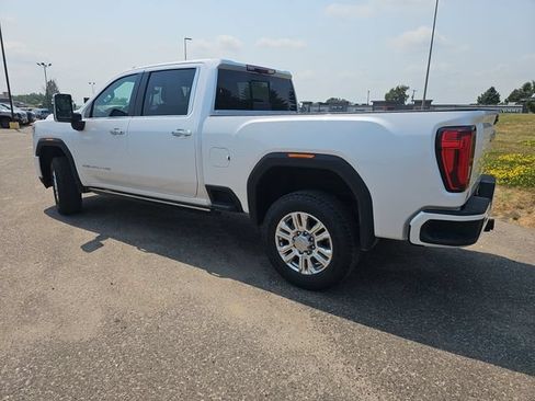 Used 2023 GMC Sierra 3500 Denali w/ Denali Ultimate Package AWD/4WD image 3
