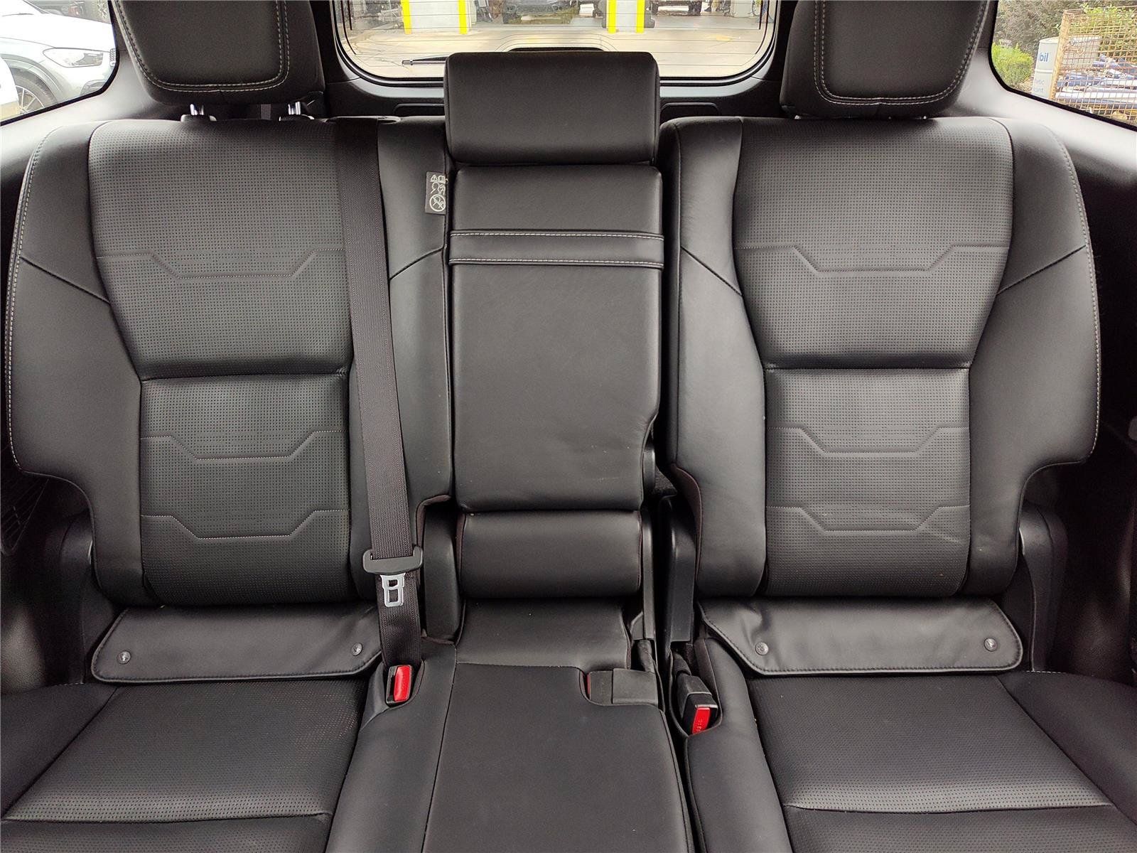 Used 2024 Lexus GX 550 w/ Accessory Package (Z1) AWD/4WD image 30