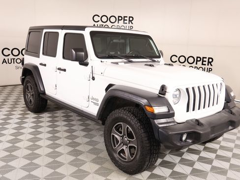 Used 2019 Jeep Wrangler Unlimited Sport S AWD/4WD image 1