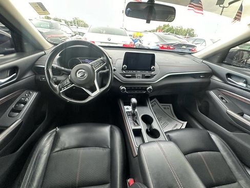 Used 2019 Nissan Altima 2.5 SR w/ SR Premium Package FWD image 7