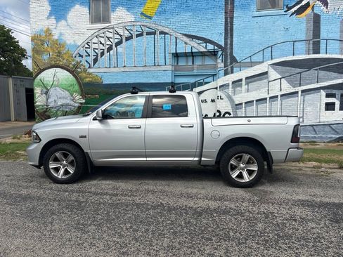 Used 2016 RAM 1500 Sport w/ Convenience Group AWD/4WD image 3