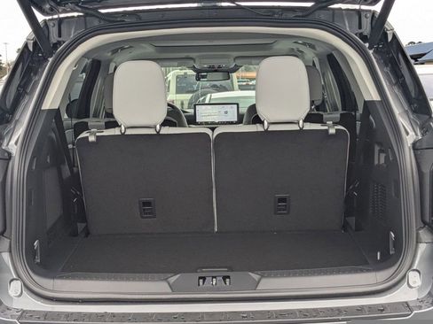New 2026 Ford Explorer Platinum w/ LUX Leather Package image 12