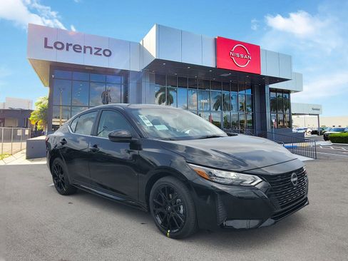 New 2025 Nissan Sentra SR w/ Midnight Edition image 3