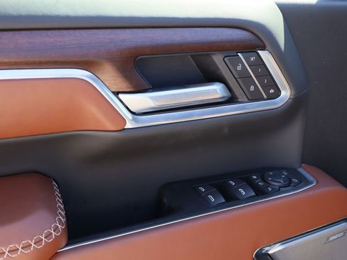 New 2026 GMC Sierra 3500 Denali Ultimate AWD/4WD image 10