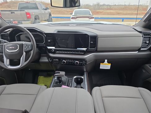 New 2026 GMC Sierra 1500 SLT w/ SLT Premium Plus Package image 9