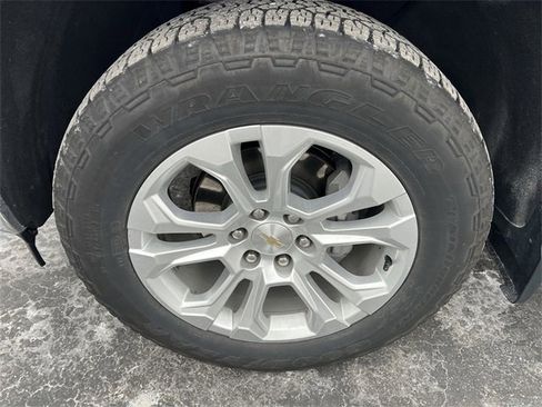 Certified 2023 Chevrolet Silverado 1500 LTZ w/ LTZ Premium Package image 18