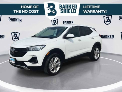 Used 2023 Buick Encore GX Preferred w/ Cold Weather Comfort Package AWD/4WD image 5