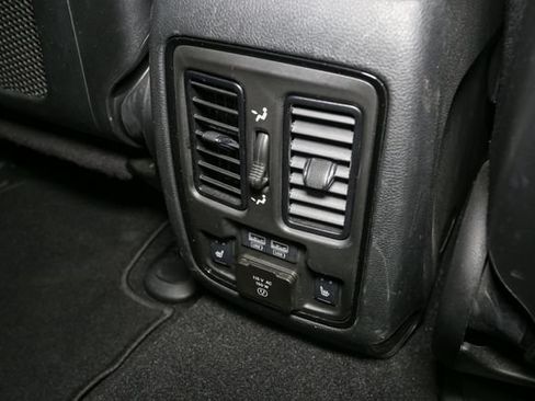 Used 2024 Dodge Durango R/T AWD/4WD image 24