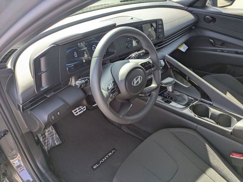 New 2026 Hyundai Elantra SEL Sport Premium FWD image 13