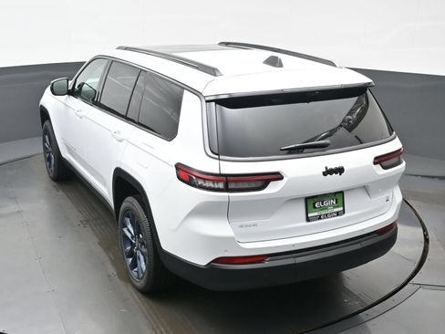 New 2026 Jeep Grand Cherokee L Limited AWD/4WD image 24