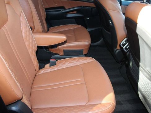 Used 2022 Kia Sorento SX Prestige w/ Rust Color Package image 31