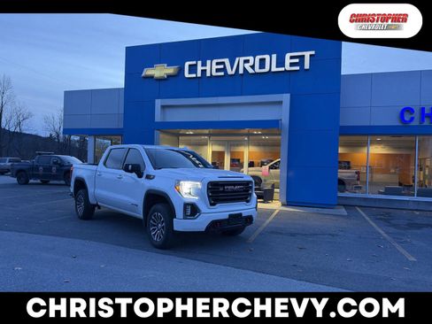Used 2021 GMC Sierra 1500 AT4 w/ AT4 Preferred Package image 1