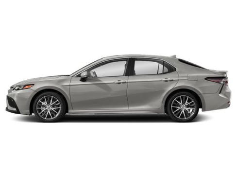 Certified 2023 Toyota Camry SE FWD image 3