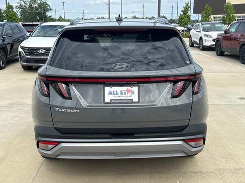New 2026 Hyundai Tucson Limited FWD image 9