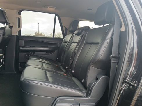 Used 2024 Ford Expedition Max XLT image 10