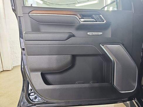 Certified 2024 GMC Sierra 1500 Denali w/ Denali Reserve Package image 31