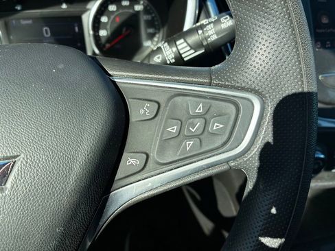 Used 2023 Chevrolet Equinox LT image 19