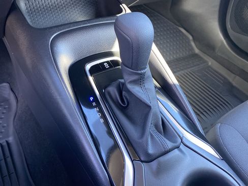 Used 2025 Toyota Corolla LE image 41