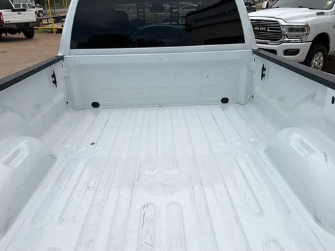 Used 2023 RAM 3500 Lone Star w/ Night Edition RWD image 7