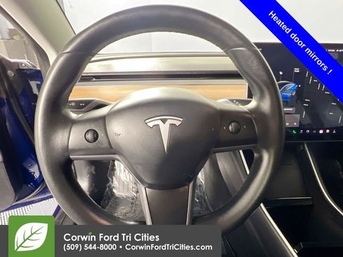 Used 2018 Tesla Model 3 Long Range image 8