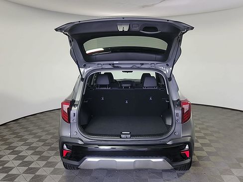 Used 2026 Kia Seltos S AWD/4WD image 8