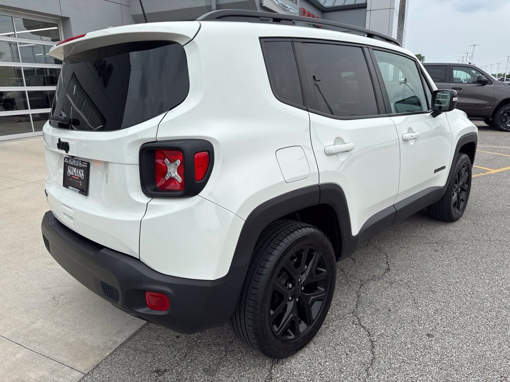 Used 2023 Jeep Renegade Altitude AWD/4WD image 5