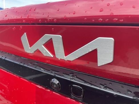 New 2025 Kia K4 LXS image 23